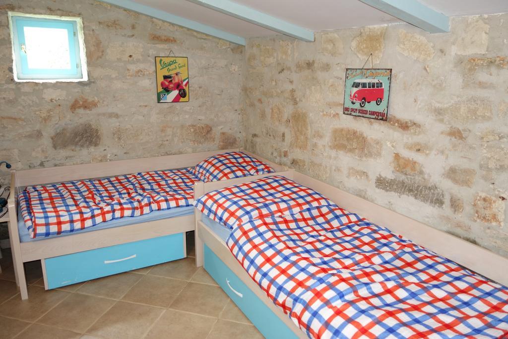 Vila Majda Tar-Vabriga ภายนอก รูปภาพ