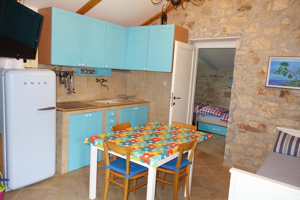 Vila Majda Tar-Vabriga ภายนอก รูปภาพ